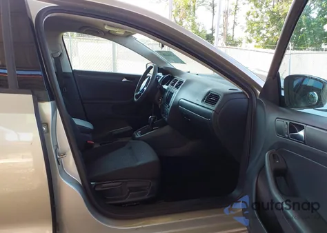 2016 Volkswagen Jetta 1.4T S z USA, uszkodzony, nr VIN 3VW267AJ7GM256583